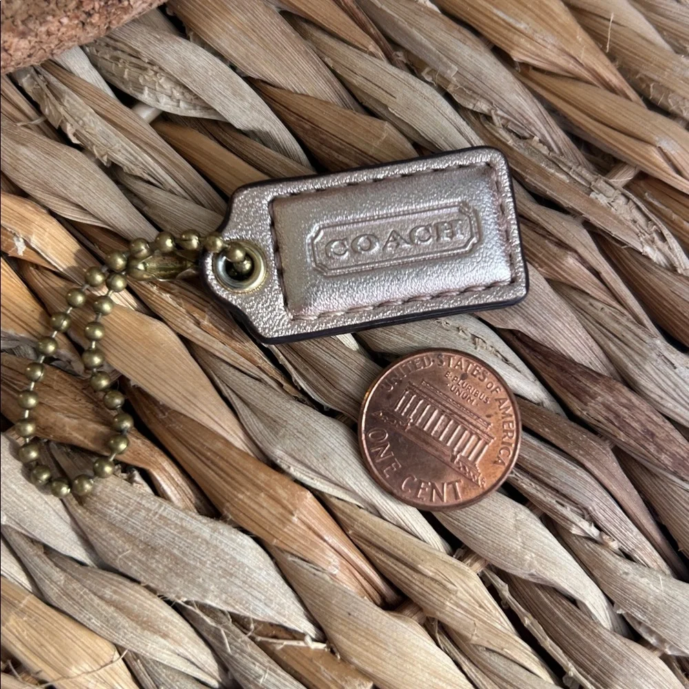 Coach Hangtag Bundle - Picture 2 of 7
